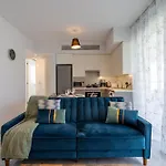Starlet 1Bedroom Apt W Pool And Balcony In Larnaca Lägenhet