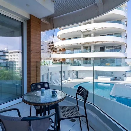 Starlet 1bedroom W Pool And Balcony In Lägenhet Larnaca