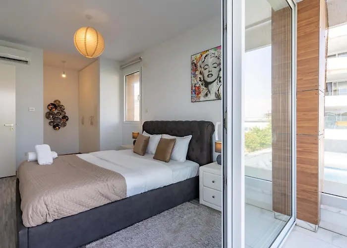 Apartament Starlet 1-br W Pool & Balcony In *