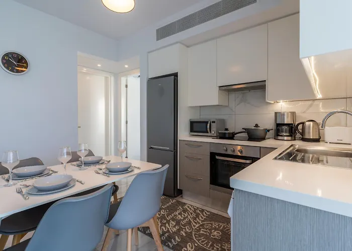 Apartament Starlet 1-br W Pool & Balcony In Larnaca