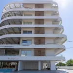 Apartament Starlet 1Bedroom Apt W Pool And Balcony In Larnaca